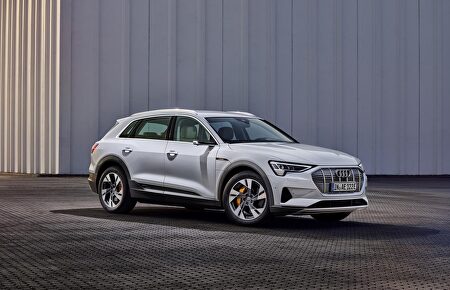 Audi e-tron 50 quattro: versión de acceso al SUV eléctrico
