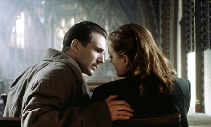 Adaptación de 'El final del affair' dirigida por Neil Jordan y protagonizada por Julianne Moore. | Youtube