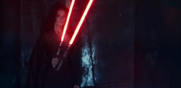 El tráiler de 'Star Wars' sugiere que Rey se pasa al lado oscuro