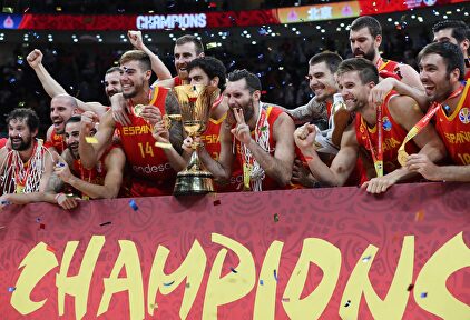 La selección celebrando su victoria en el campeonato del mundo. | Cordon Press