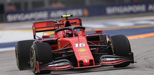 Charles Leclerc durante la clasificación en el circuito de Marina Bay (Singapur). | Cordon Press