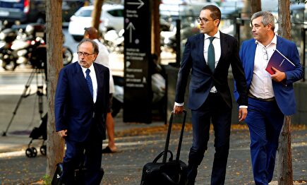 Los abogados del Barça en el juzgado de Barcelona | EFE