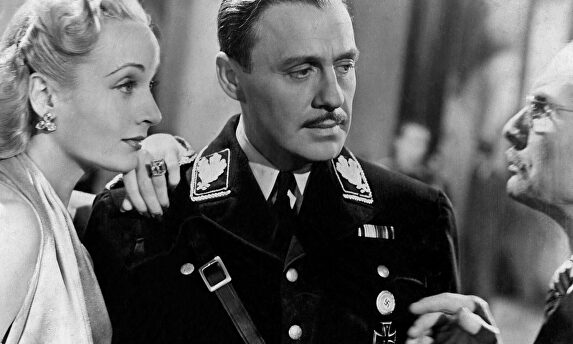 Imagen de la película de Ernst Lubitsch, 'Ser o no ser'. |  Fotograma de la película