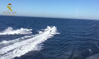 Persecución de la Guardia Civil a la narcolancha. | Guardia Civil