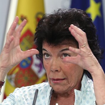 La ministra de Educación, Isabel Celaá |  EFE