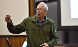 James Peebles, uno de los galardonados con el Nobel de Física | EFE