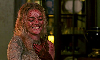 Samara Weaving en Noche de Bodas | Fox