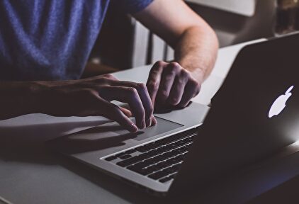 Ten cuidado con los datos personales que cedes a empresas por internet | Pexels/CC0/freestocks.org