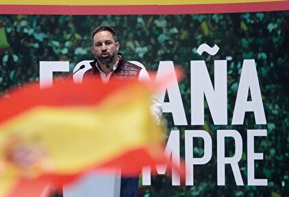 El presidente de Vox, Santiago Abascal, protagoniza un acto público en Arroyo de la Encomienda (Valladolid). | EFE