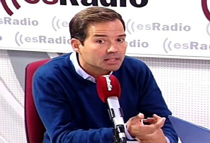 Tertulia de Federico: Lanzan cohetes al helicóptero policial y Sánchez sigue sin hacer nada