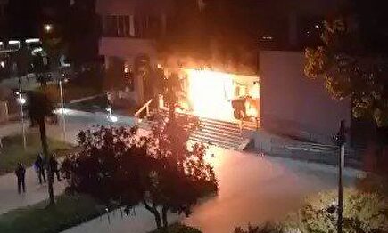 Incendian la delegación de Hacienda de Lérida