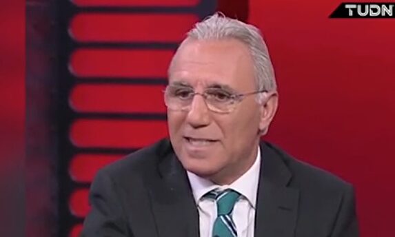 Las lágrimas de Stoichkov tras pedir un castigo ejemplar para su propio país
