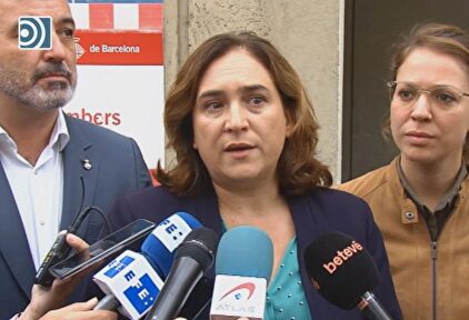 Ada Colau reaparece tras cuatro días escondida para criticar la agresión a un independentista