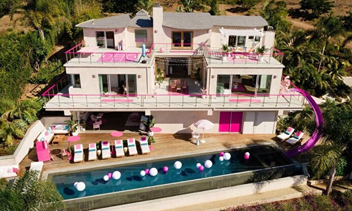 Mansión de Barbie Malibú | Airbnb