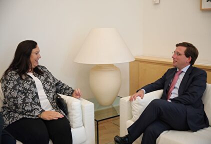 Maite Araluce y José Luis Martínez-Almeida. | Europa Press