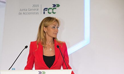 Esther Alcocer en la Junta General Accionistas FCC 2019 | Europa Press