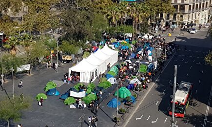 Acampada en Barcelona. | LD