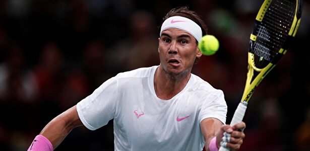 Rafa Nadal, durante su partido ante Adrian Mannarino. | EFE