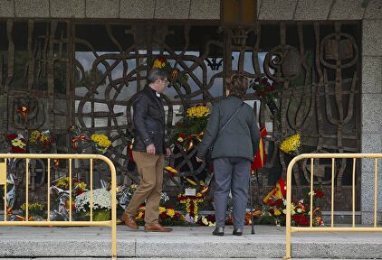 Puerta del panteón de El Pardo este viernes, día de Todos los Santos | EFE