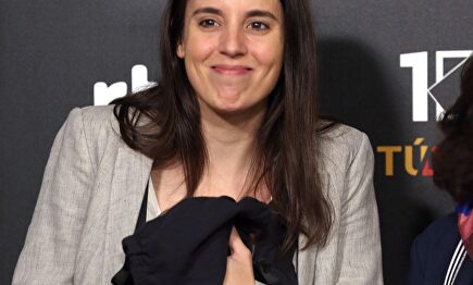 Irene Montero con su bebé | EFE