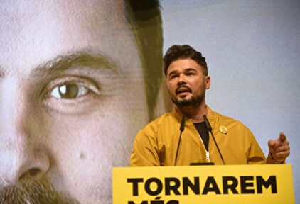 El cabeza de lista de ERC a las elecciones generales, Gabriel Rufián en el cierre de campaña | ERC