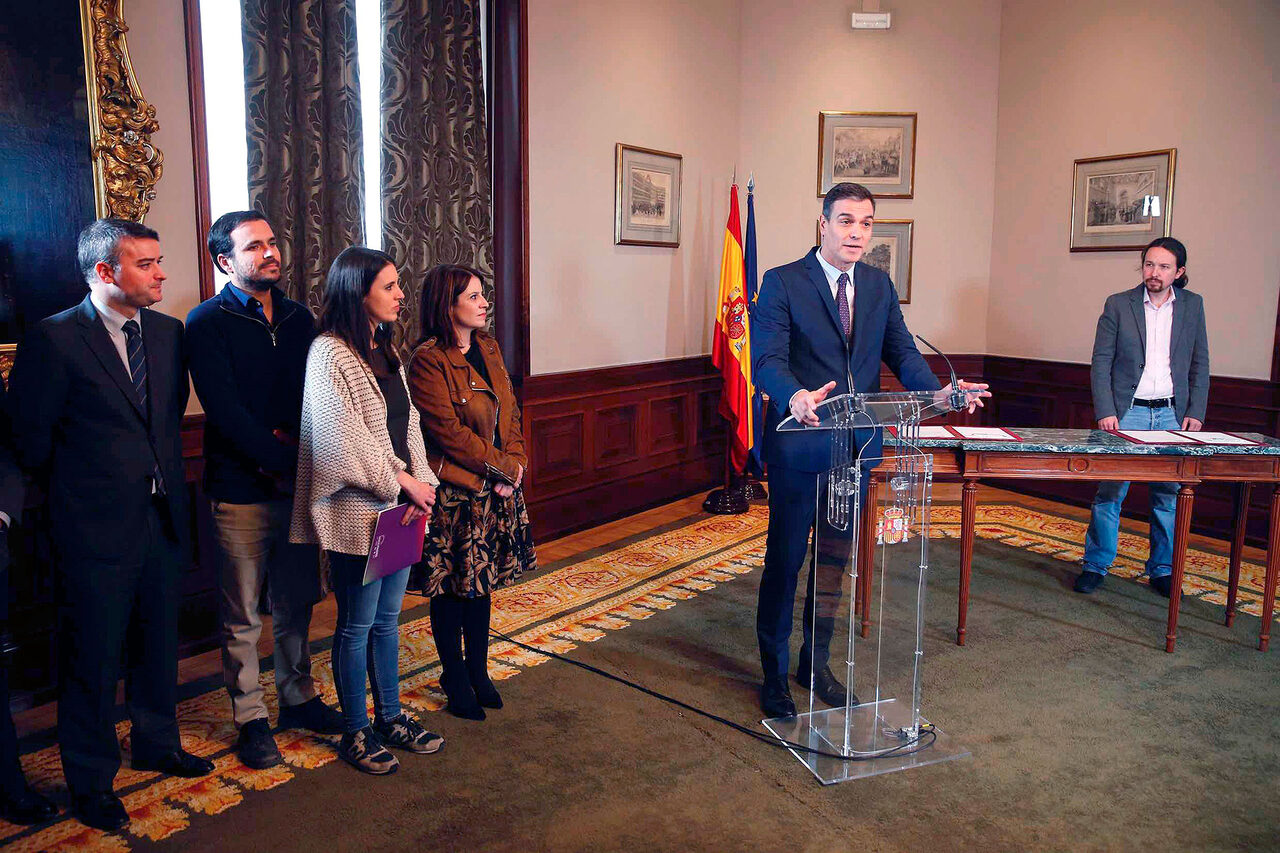 Pedro Sánchez y Pablo Iglesias | EFE