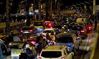 Los CDR y Tsunami Democrátic cortan el tráfico en tres de las principales avenidas de Barcelona. | EFE