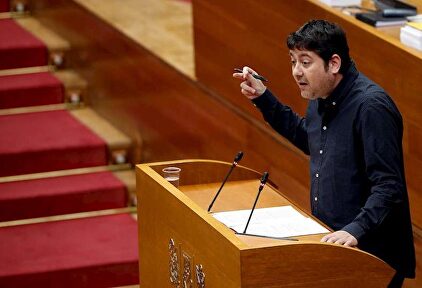 Josep Nadal, diputado de Compromís que se ha negado a hablar en castellano | EFE