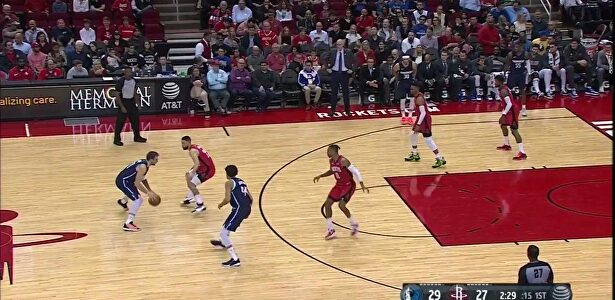 La delicatessen de Doncic ante los Rockets de Harden