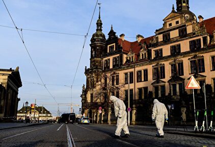 La policía forense investiga el robo en el Palacio Real de Dresde | EFE