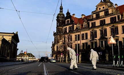 La policía forense investiga el robo en el Palacio Real de Dresde | EFE