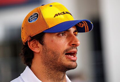 Carlos Sainz terminó sexto en el Mundial de pilotos tras puntuar en Abu Dhabi. | EFE
