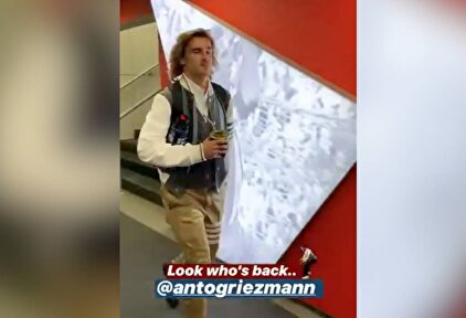 El curioso gesto de Griezmann al llegar al Metropolitano