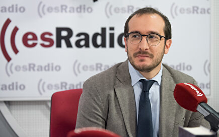 El escritor Luca Constantini, en esRadio. |  David Alonso Rincón