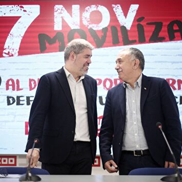 El secretario general de CC.OO, Unai Sordo y el de UGT, Pepe Álvarez en rueda de prensa. |  Europa Press