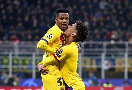 Ansu Fati hace historia en la Champions con un golazo de bandera que tumba al Inter