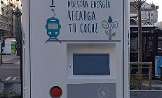 Prototipo del punto de recarga de coches eléctricos de Adif | Europa Press