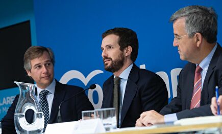 Terol junto a Casado. | PP