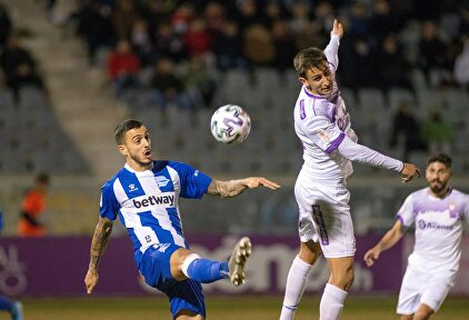 Lance del Real Jaén-Alavés en el Nuevo Estadio de La Victoria. | EFE