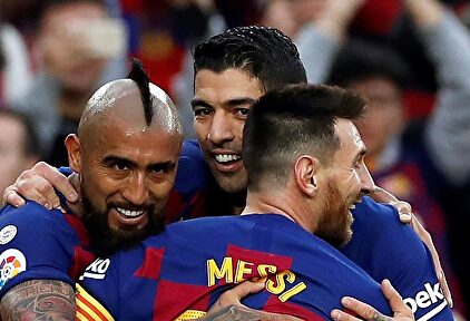 El Alavés paga los platos rotos del Clásico (4-1)