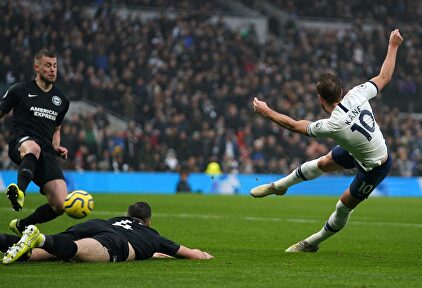 Harry Kane marcó uno de los goles de los Spurs. | EFE