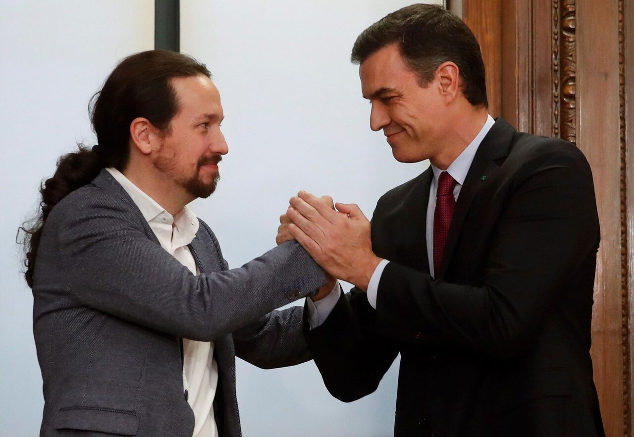 Efectos del pacto PSOE-Podemos: estancamiento, paro, déficit y duro golpe a los futuros pensionistas
