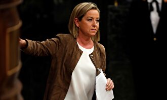 Ana Oramas, tras su intervención en la sesión de investidura. |  EFE