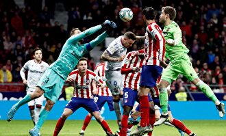 El Atlético sudó de lo lindo para superar al Levante | EFE