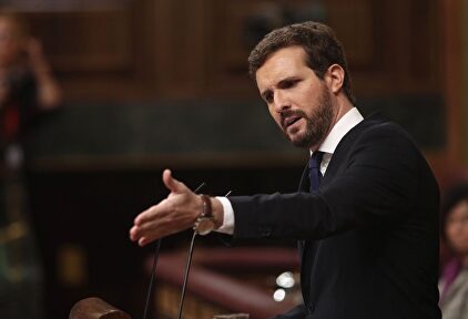 "¿Le suena Gabriel Cisneros? ¿A Otegi le suena?"