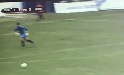 La tremenda sangre fría del portero del Ourense CF que te dejará con la boca abierta