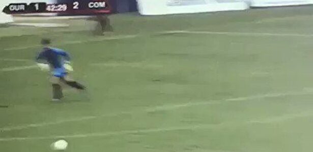 La tremenda sangre fría del portero del Ourense CF que te dejará con la boca abierta