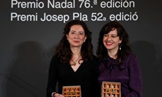 Ana Merino, Premio Nadal, y Laia Aguilar, Premio Josep Pla | EFE