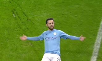 El zapatazo de Bernardo Silva que quita las telarañas de la escuadra de De Gea