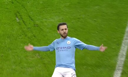 El zapatazo de Bernardo Silva que quita las telarañas de la escuadra de De Gea